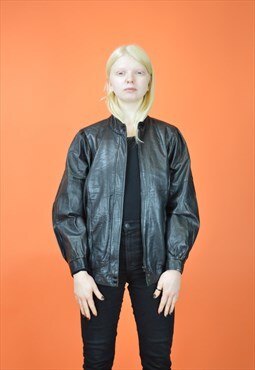 Vintage black classic 80's leather bomber jacket
