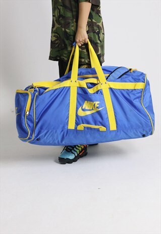 RARE VINTAGE NIKE FESTIVAL WEEKEND DUFFLE BAG