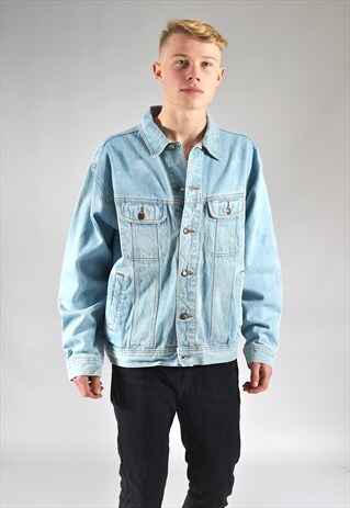 VINTAGE WRANGLER LIGHT BLUE FADED DENIM JACKET