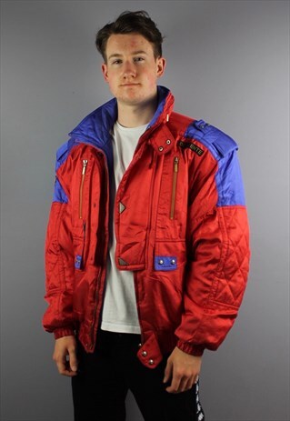 VINTAGE DESCENTE BOMBER COAT IN RED WITH ZIP POCKETS. SIZE M