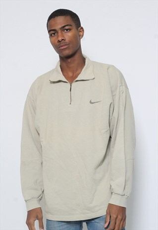 VINTAGE NIKE SWEATSHIRT