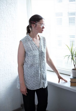 VINTAGE 90'S WHITE BUTTONS UP PATTERNED VEST
