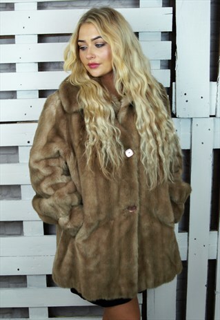 BEIGE VINTAGE FAUX FUR 60'S COAT