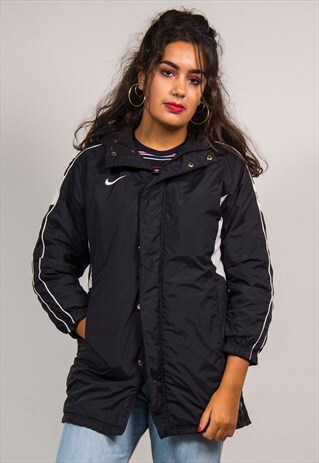 VINTAGE 90'S BLACK & WHITE NIKE WINTER COAT