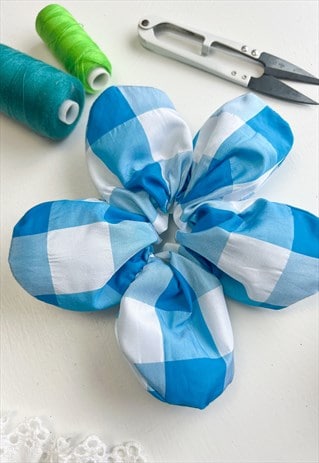 BLUE GINGHAM TAFFETA OVERSIZE FLOWER SCRUNCHIE