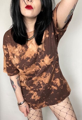 GRUNGE STYLE ACID WASH REWORKED T-SHIRT SIZE L/XL