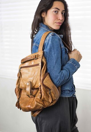 VINTAGE LEATHER BACKPACK 90S X 36.3