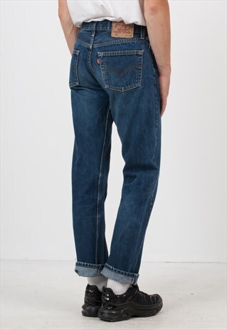 VINTAGE BLUE LEVI'S 501 FIT DENIM JEANS