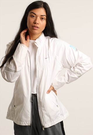 VINTAGE NIKE LIGHTWEIGHT JACKET