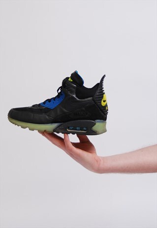 VINTAGE NIKE AIR MAX 90 SILHOUETTE HI TOP TRAINERS