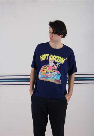 HOT DOGGIN' BERMUDA TRIANGLE T-SHIRT