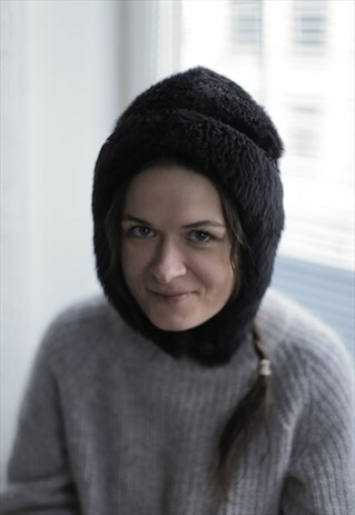 VINTAGE 60'S BLACK SHEARLING HAT