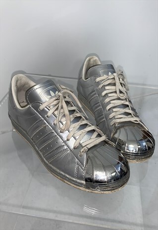 RETRO SILVER METAL TOE ADIDAS SUPERSTARS