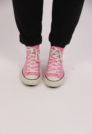 VINTAGE CONVERSE TRAINERS