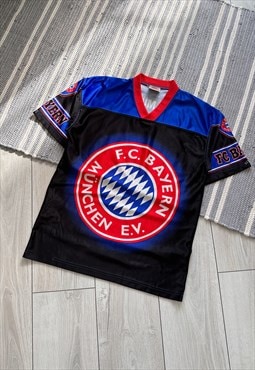 Vintage Bayern Munich Soccer Fan Jersey Kit