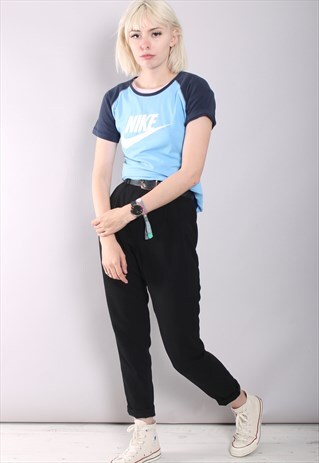 VINTAGE NIKE T-SHIRT