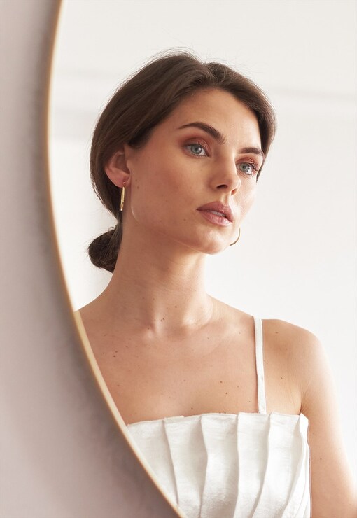 garment image