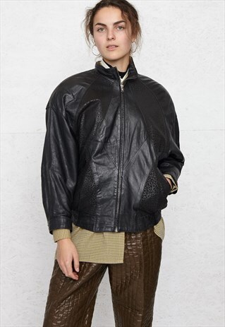 VINTAGE BLACK LEATHER JACKET