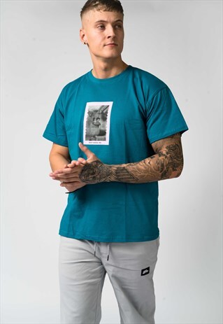 OVERSIZED T-SHIRT IN DIVA BLUE PORN FOOD GRAPHIC