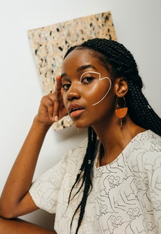 GOLD SHAPE DROP EARRINGS