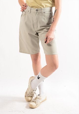 VINTAGE CALVIN KLEIN CHINO SHORTS.