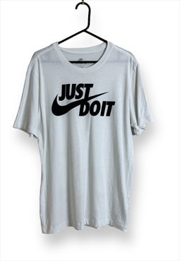 White Nike T Shirt Just Do It Mens Medium