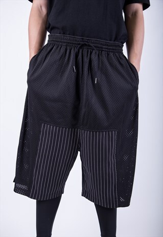DEMOS BLACK STRIPED PRINT SUIT MESH BASKETBALL SHORTS