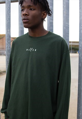 ESSENTIAL - FOREST GREEN LONGSLEEVE TEE