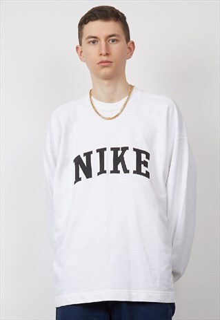 VINTAGE 90'S NIKE LOGO WHITE SWEATSHIRT