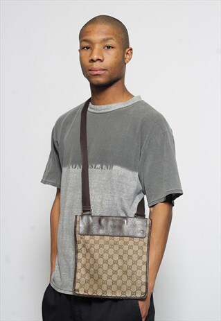 VINTAGE RARE GUCCI GG MONOGRAM SIDE BAG POUCH BROWN