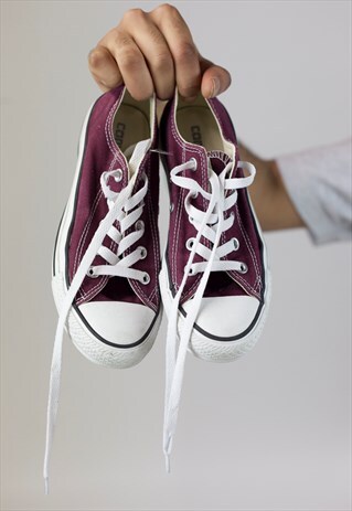 VINTAGE CONVERSE MAROON TRAINERS