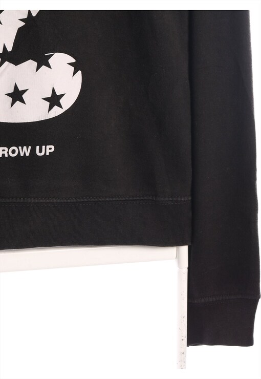 garment image