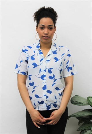 VINTAGE 1990S WHITE & BLUE FLORAL BLOUSE