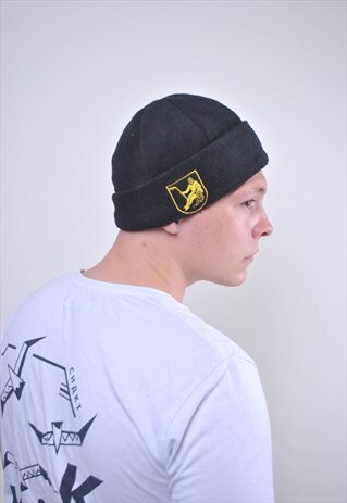 90S BLACK HOKKEY BEANIE HAT WITH YELLOW SPORT LOGO