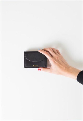 HALF MOON MINI BLACK