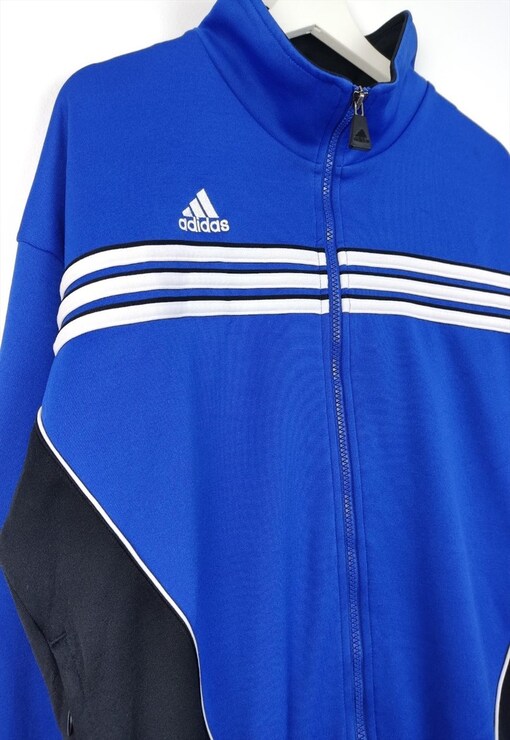 garment image