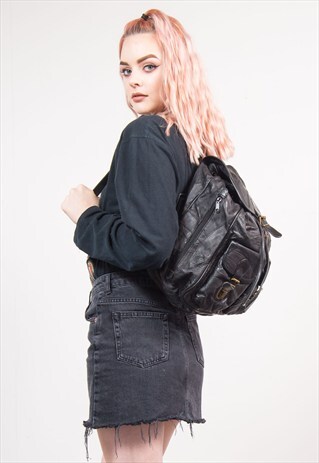 90'S BLACK LEATHER BACKPACK RUCKSACK