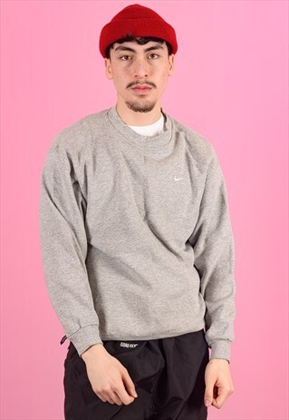 VINTAGE NIKE SWEATSHIRT