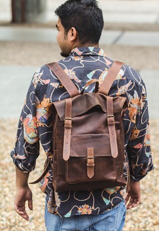 DARK STRESSED BROWN HUNTER LEATHER MESSENGER BACKPACK