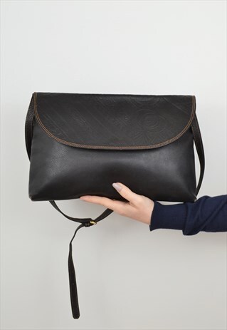 LEATHER SLOUCH SHOULDER BAG