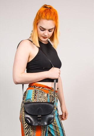 VINTAGE 90'S BLACK LEATHER SATCHEL SHOULDER BAG