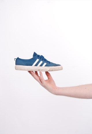VINTAGE ADIDAS TRAINERS