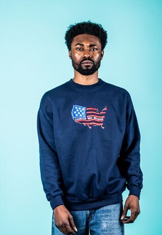 VINTAGE 80S SWEATER IN NAVY BLUE WITH USA EMBROIDERY