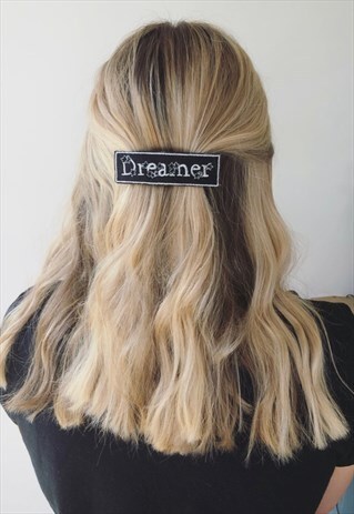 HAIR CLIP PACK WITH STARS AND EMBROIDERED DREAMER