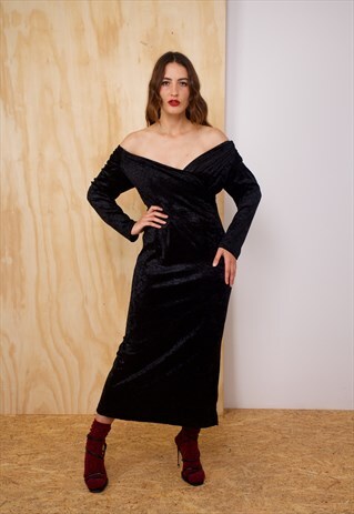 VINTAGE VELVET DRESS IN BLACK