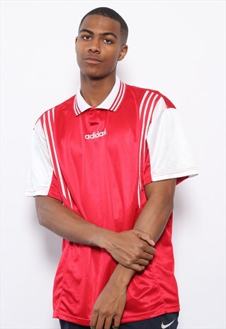 VINTAGE ADIDAS LOGO SPORTS T-SHIRT RED