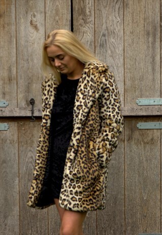 LEOPARD PRINT FAUX FUR COAT