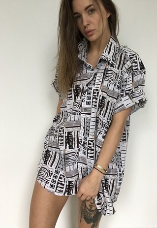 PATTERNED OVERSIZED RETRO VINTAGE UNISEX FESTIVAL SHIRT.
