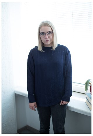 VINTAGE 80'S NAVY LONG SLEEVED BLOUSE