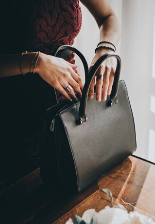 VEGAN LEATHER BLACK BAG